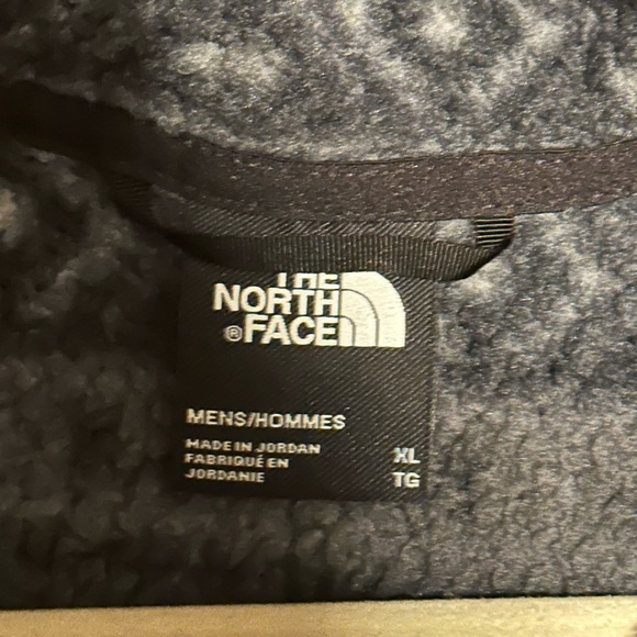 Xl north face sweater - Picture 9 of 11